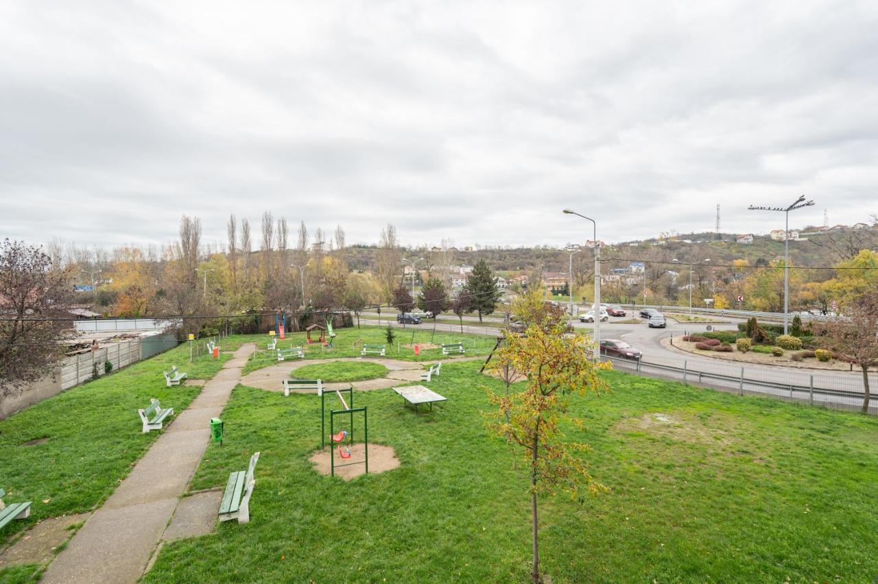 Dragos Flat Apartment Oradea Bagian luar foto