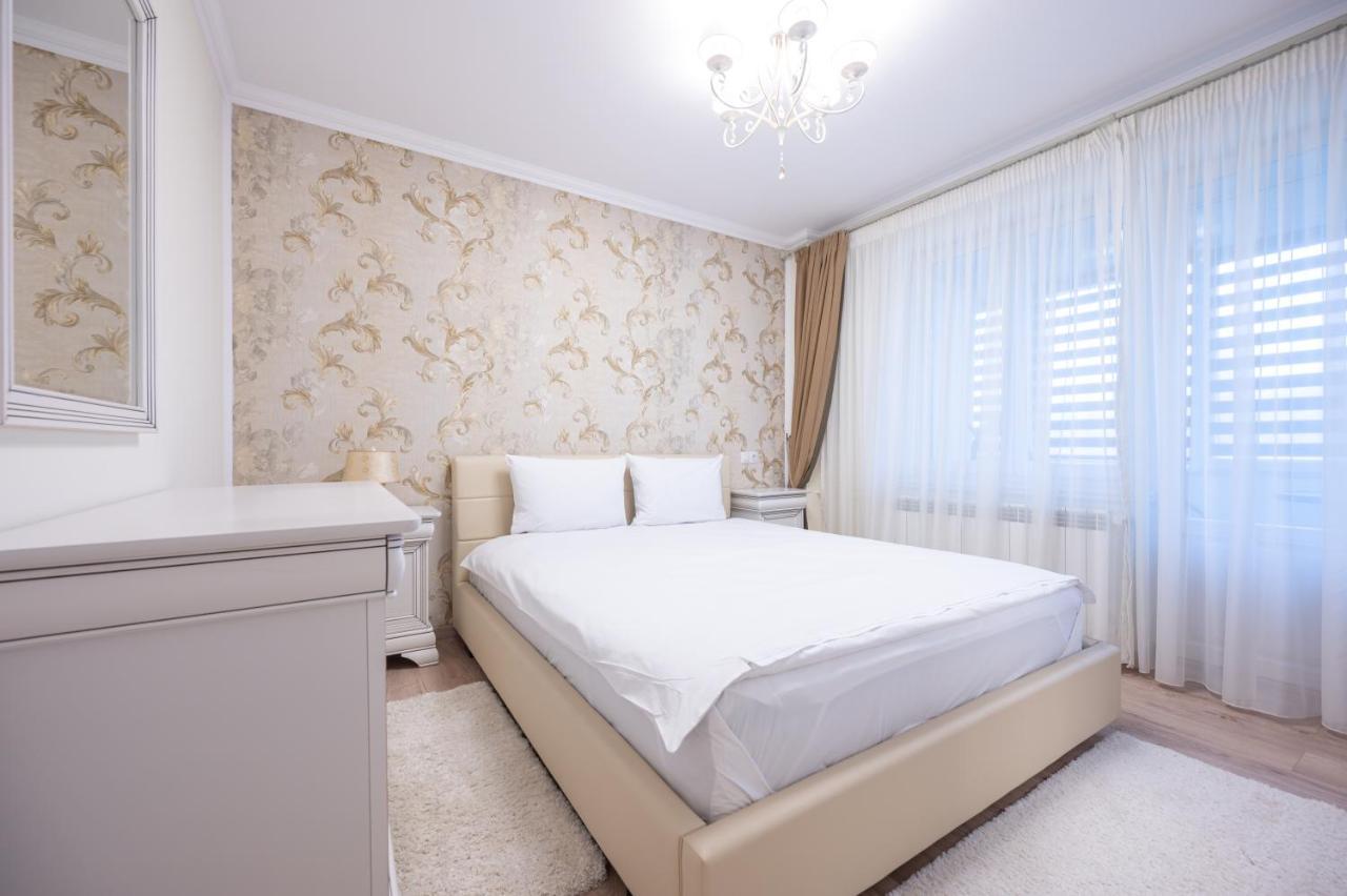Dragos Flat Apartment Oradea Bagian luar foto