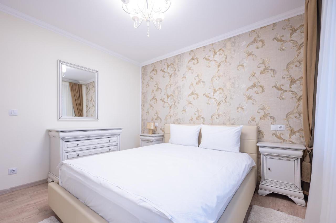 Dragos Flat Apartment Oradea Bagian luar foto